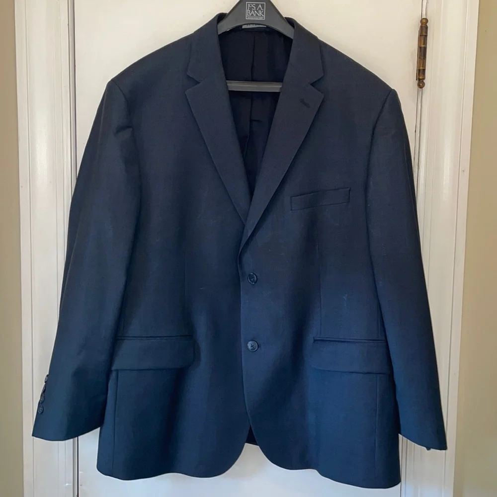 Jos. A. Bank Navy Blue 4 Piece Suit Set Traveler’s Collection